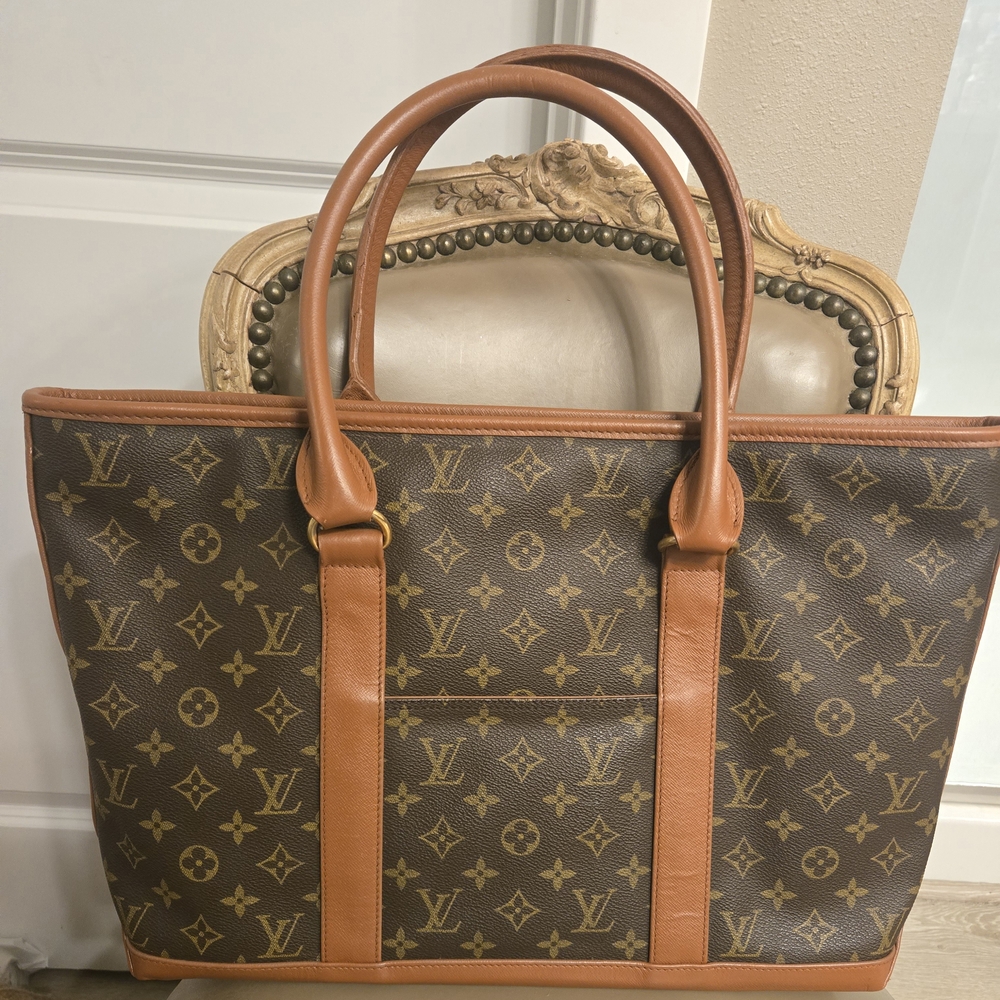 Louis Vuitton Monogram Tote Bag
